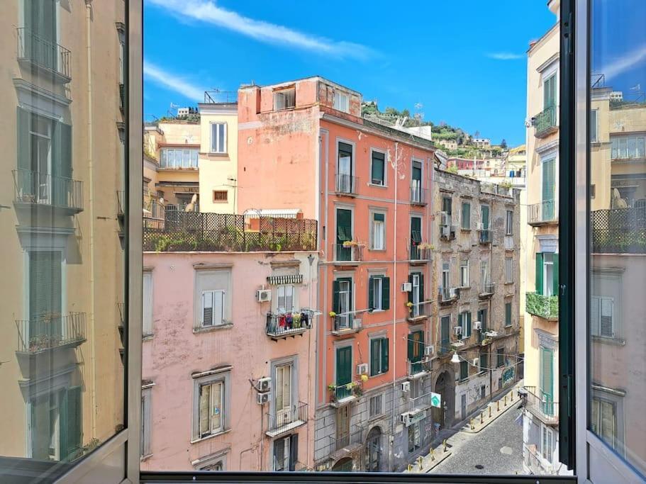 Appartamento Cuore Di Napoli 2 Luaran gambar
