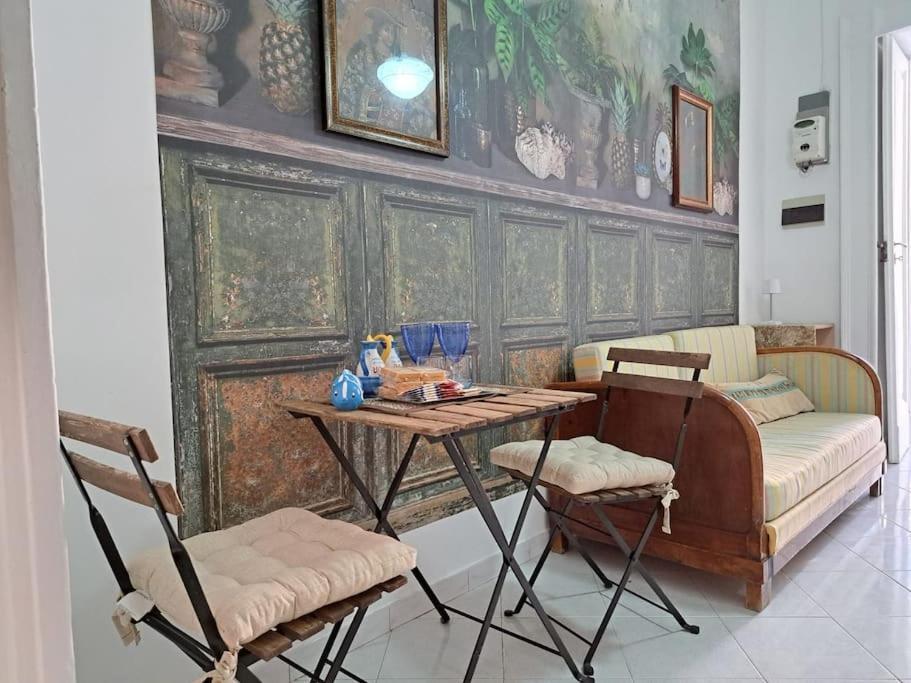 Appartamento Cuore Di Napoli 2 Luaran gambar