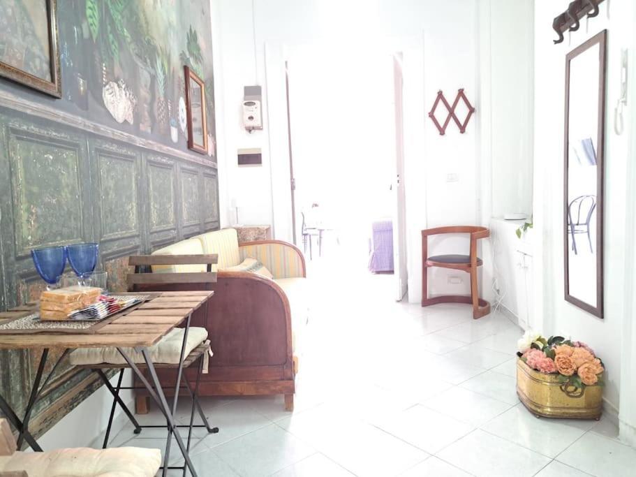 Appartamento Cuore Di Napoli 2 Luaran gambar